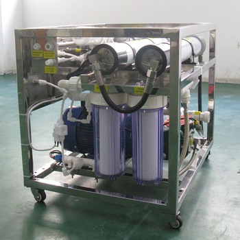 Sea water desalination system for boats